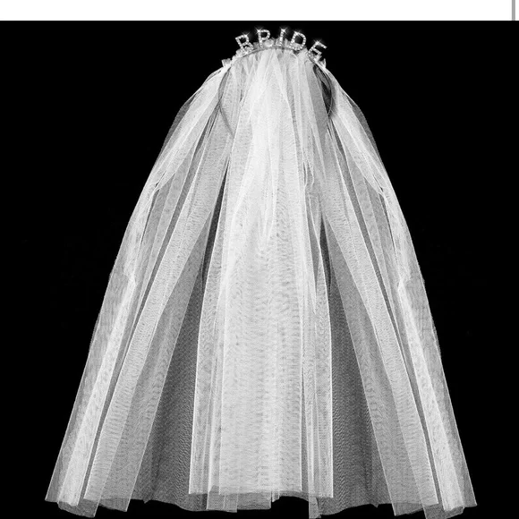 Chic Nation | Accessories | Chic Nation White Bridal Veil  display picture 2